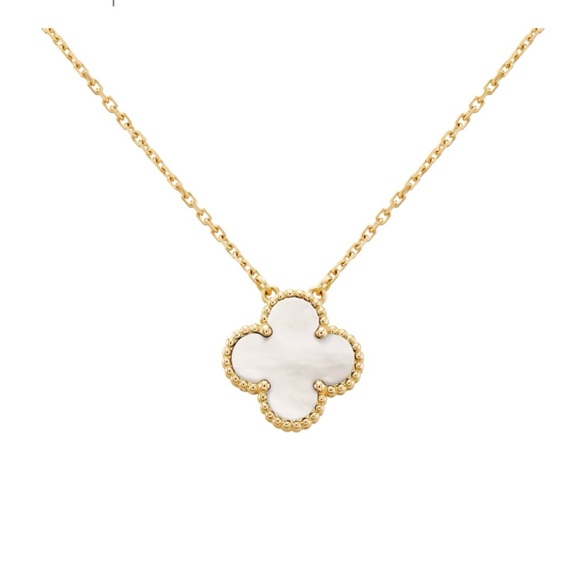 Van Cleef & Arpels Vintage Alhambra Pendant - Picture 2 of 7
